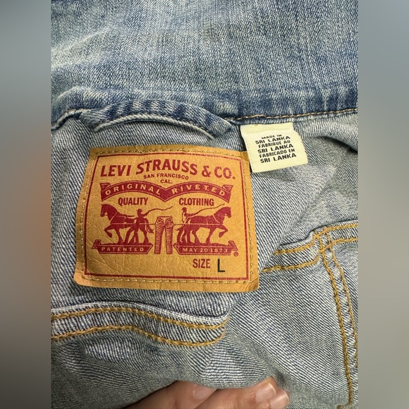 Levi's Women’s Blue Jean Denim  Jacket Size L - Picture 5 of 6
